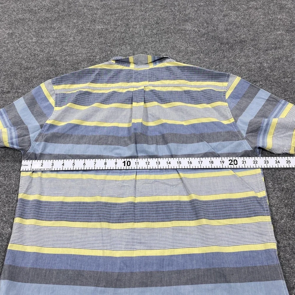 Levi's Shirt Mens XL Blue Striped Short Sleeve Button Up Casual Cotton Polyester